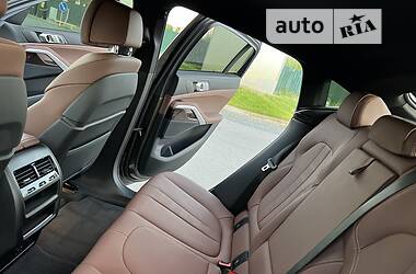 Позашляховик / Кросовер BMW X6 2021 в 