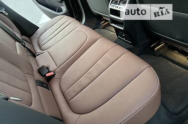 Позашляховик / Кросовер BMW X6 2021 в 