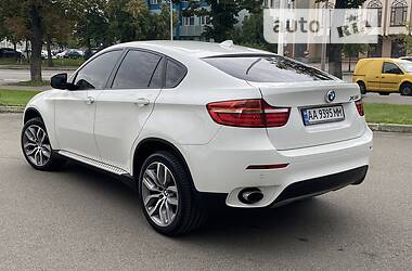 Позашляховик / Кросовер BMW X6 2012 в Києві