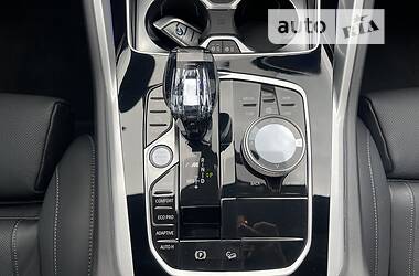 Внедорожник / Кроссовер BMW X6 2021 в 