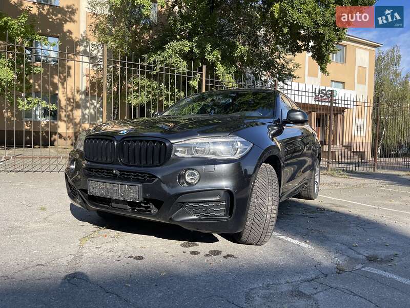 Внедорожник / Кроссовер BMW X6 2015 в 