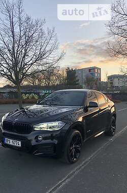 Позашляховик / Кросовер BMW X6 2016 в Тячеві