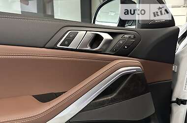 Внедорожник / Кроссовер BMW X6 2022 в 