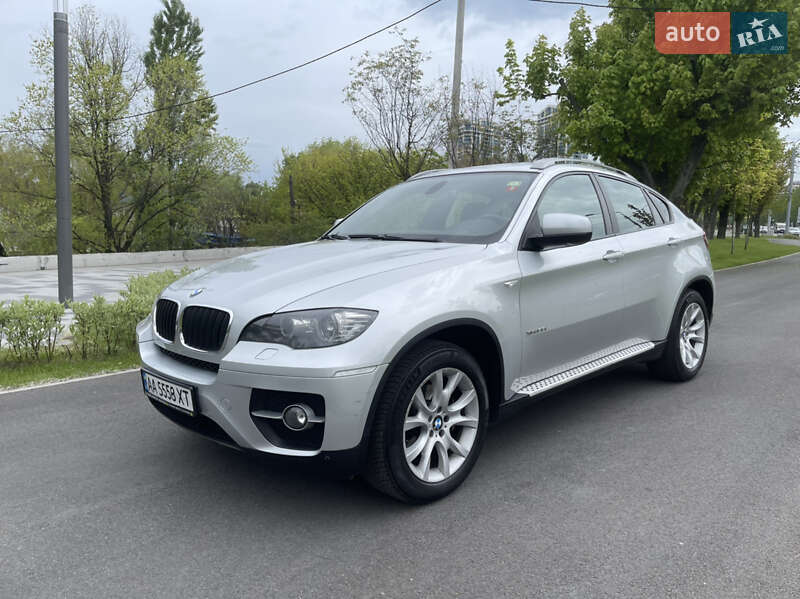 BMW X6 2011