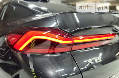 Позашляховик / Кросовер BMW X6 2021 в 