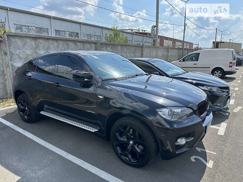 Позашляховик / Кросовер BMW X6 2009 в Ірпені