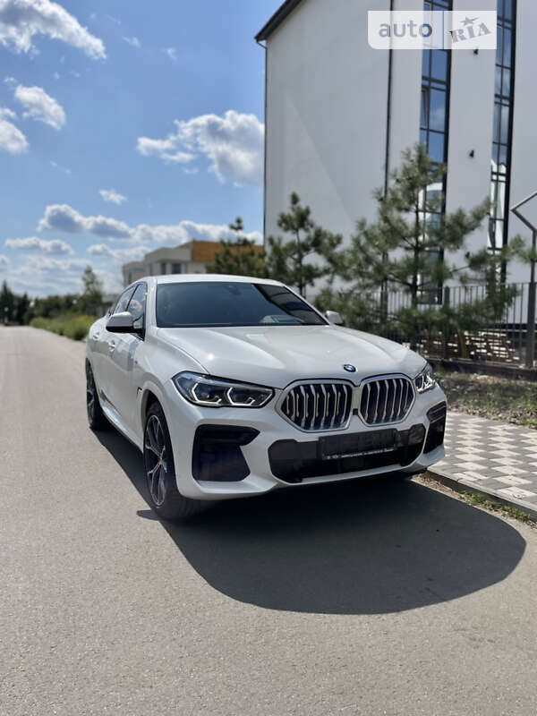 Внедорожник / Кроссовер BMW X6 2022 в Киеве