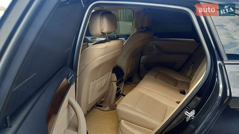 Внедорожник / Кроссовер BMW X6 2013 в Сумах