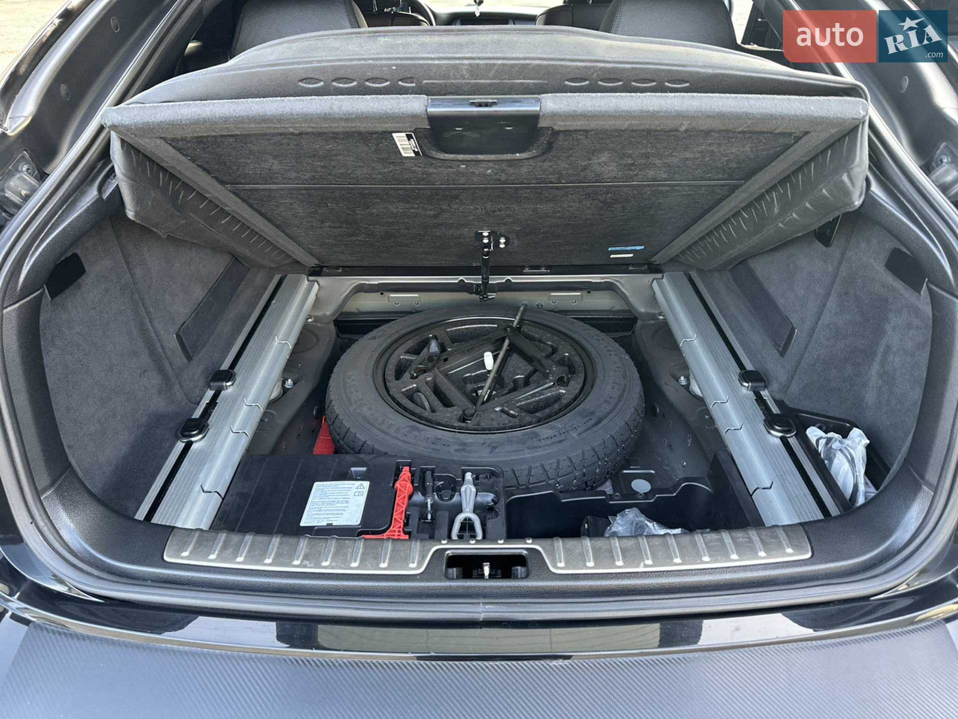 2011 BMW X6 - мініатюра 11