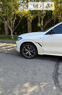 Внедорожник / Кроссовер BMW X6 2022 в Киеве