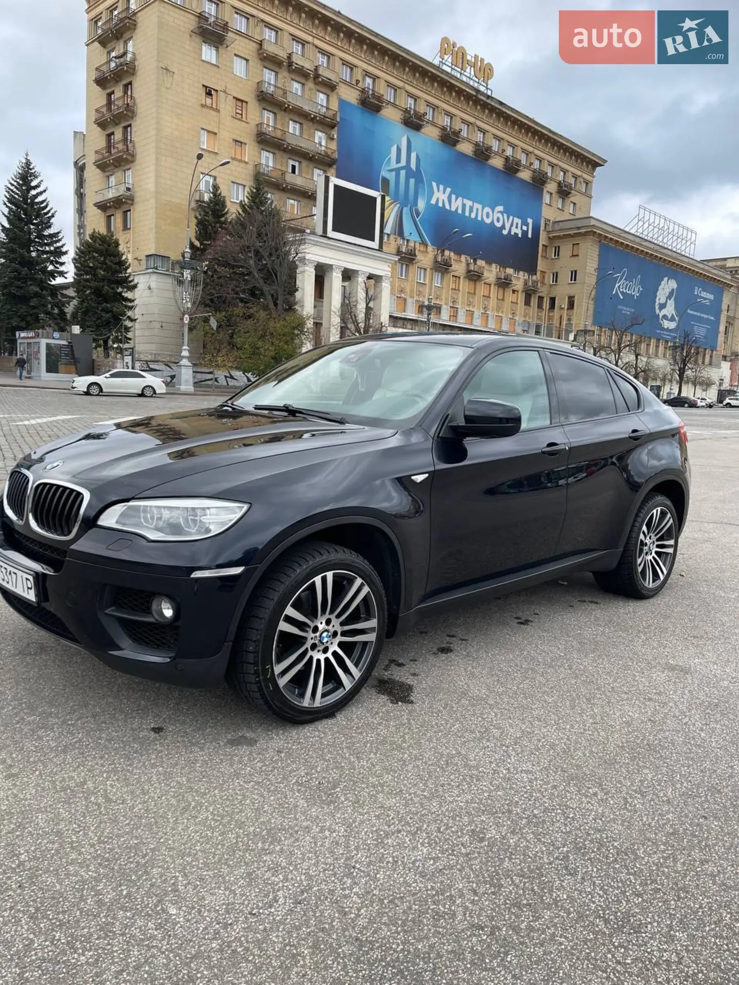 2012 BMW X6 - мініатюра 3