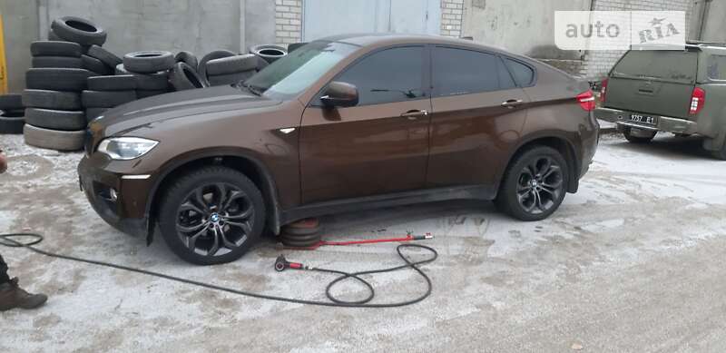 Внедорожник / Кроссовер BMW X6 2012 в Кременчуге