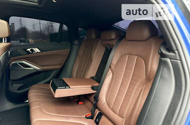 Внедорожник / Кроссовер BMW X6 2019 в 