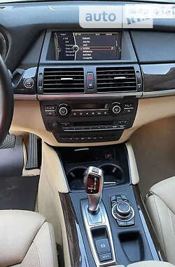 Внедорожник / Кроссовер BMW X6 2011 в Коломые