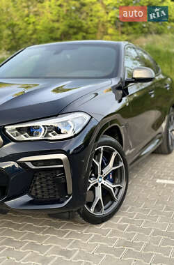 Позашляховик / Кросовер BMW X6 2021 в 