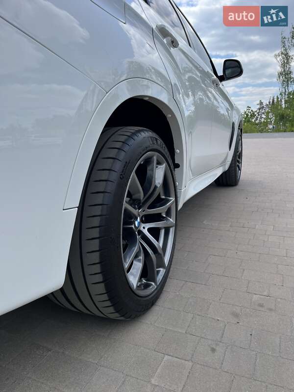 Внедорожник / Кроссовер BMW X6 2018 в 