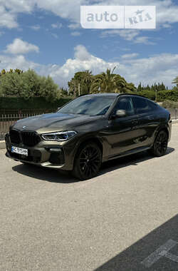 Позашляховик / Кросовер BMW X6 2021 в Миколаєві