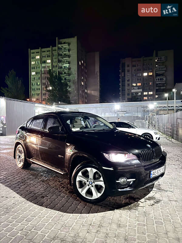 Внедорожник / Кроссовер BMW X6 2011 в Запорожье