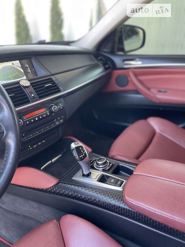 Позашляховик / Кросовер BMW X6 2013 в Чернівцях