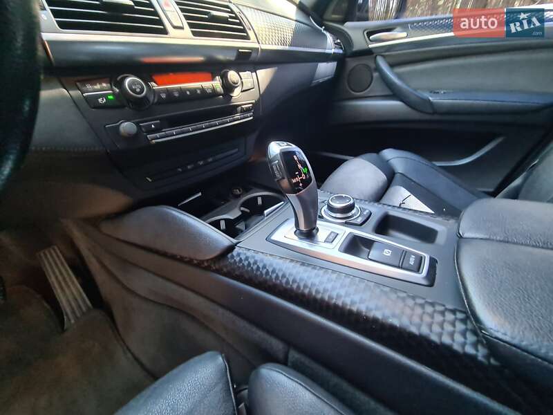 Внедорожник / Кроссовер BMW X6 2011 в Днепре