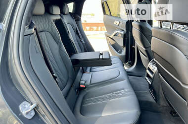 Позашляховик / Кросовер BMW X6 2023 в 
