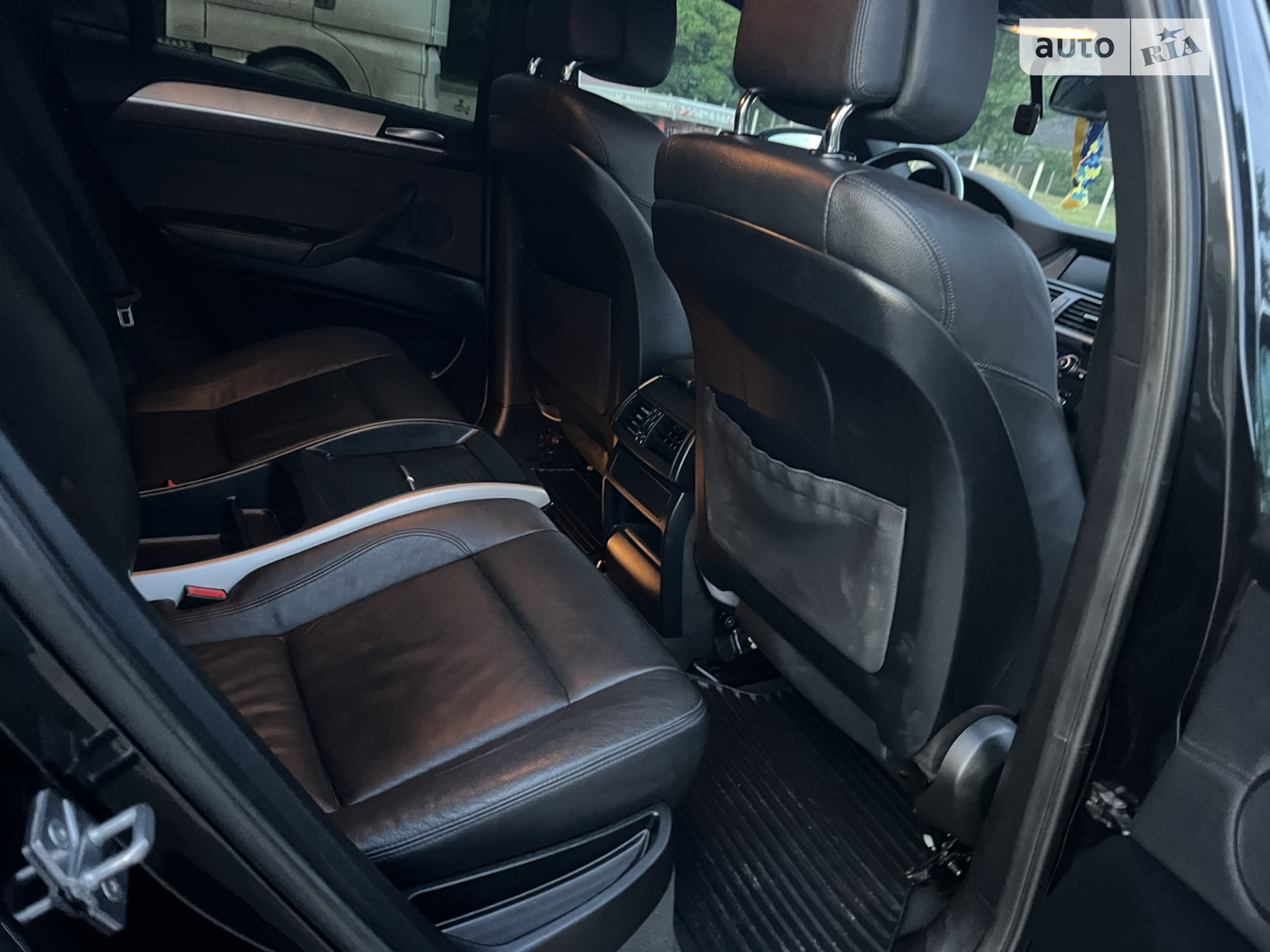 2010 BMW X6 - мініатюра 14