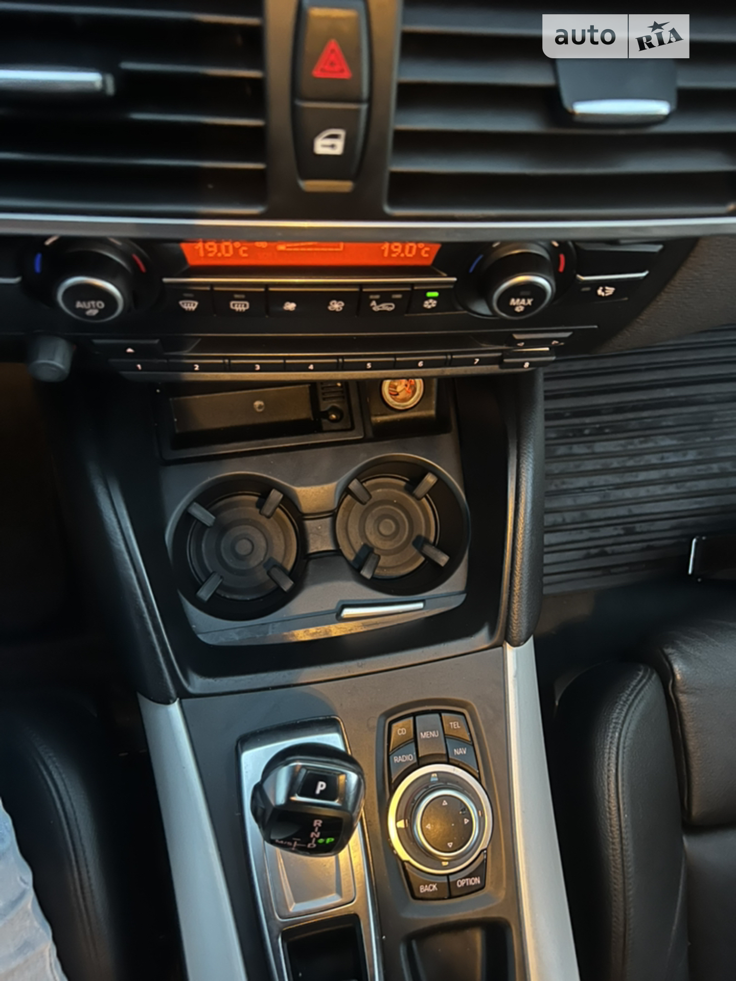 2010 BMW X6 - мініатюра 29