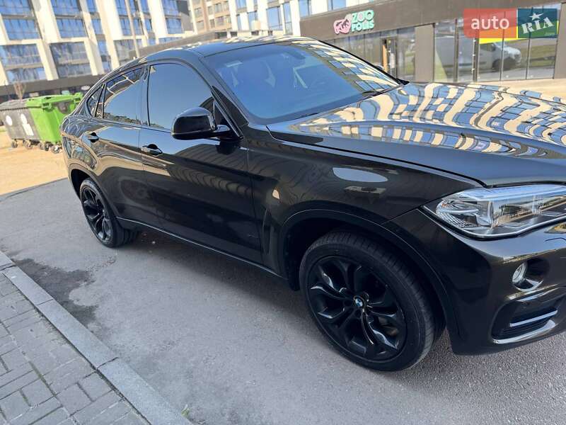 Внедорожник / Кроссовер BMW X6 2016 в Ивано-Франковске