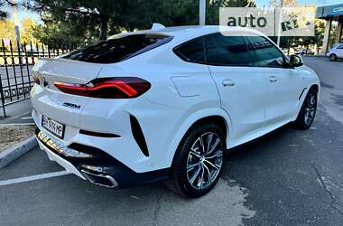 Внедорожник / Кроссовер BMW X6 2021 в Одессе