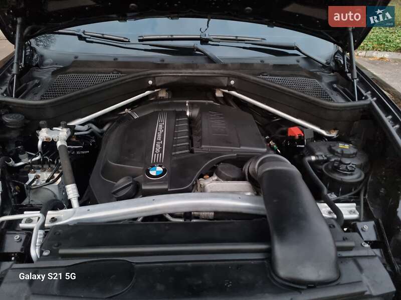 Внедорожник / Кроссовер BMW X6 2011 в Ровно
