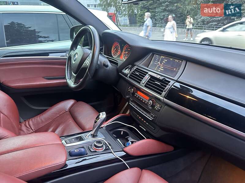 BMW X6 2013