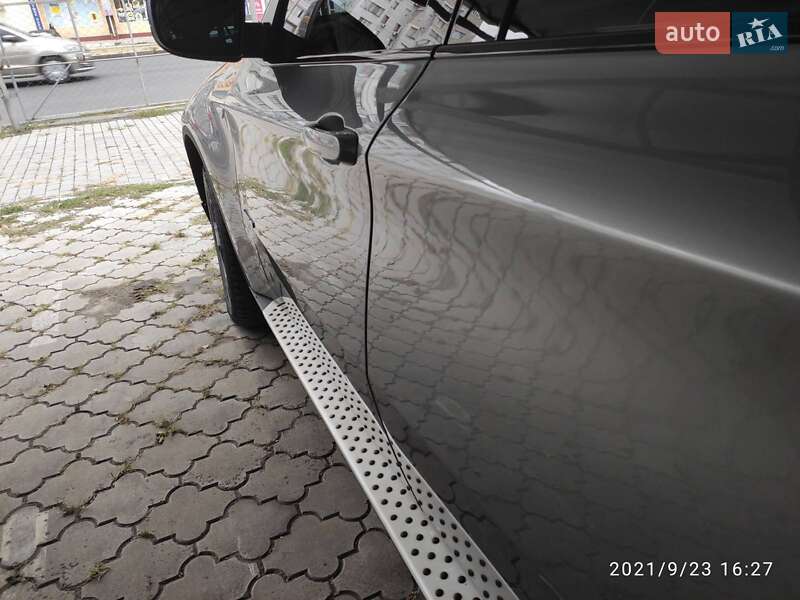 Внедорожник / Кроссовер BMW X6 2010 в Николаеве