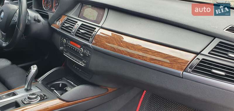 Внедорожник / Кроссовер BMW X6 2012 в Полтаве