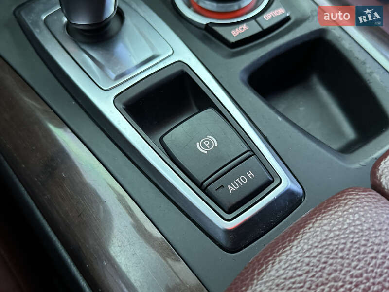 Позашляховик / Кросовер BMW X6 2011 в Луцьку