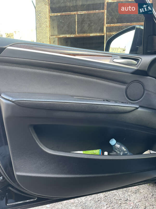 Внедорожник / Кроссовер BMW X6 2013 в Киеве