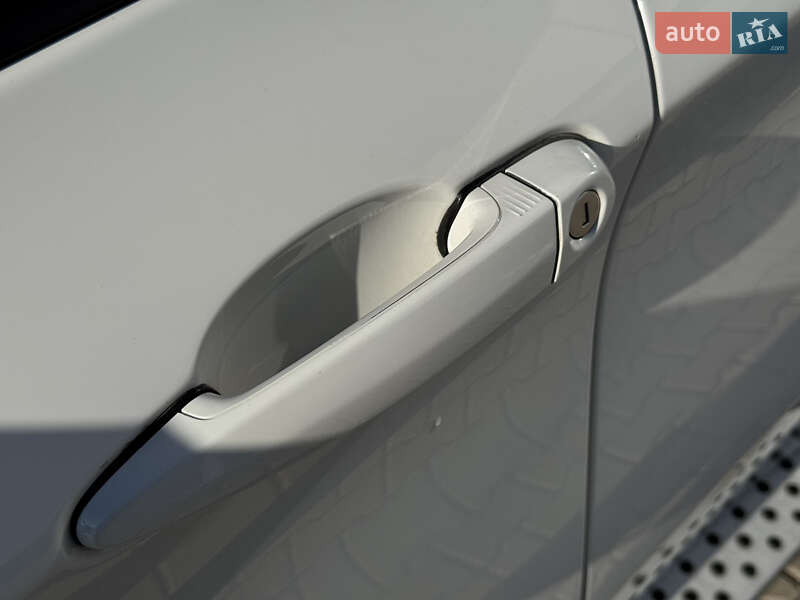 Внедорожник / Кроссовер BMW X6 2012 в Ивано-Франковске