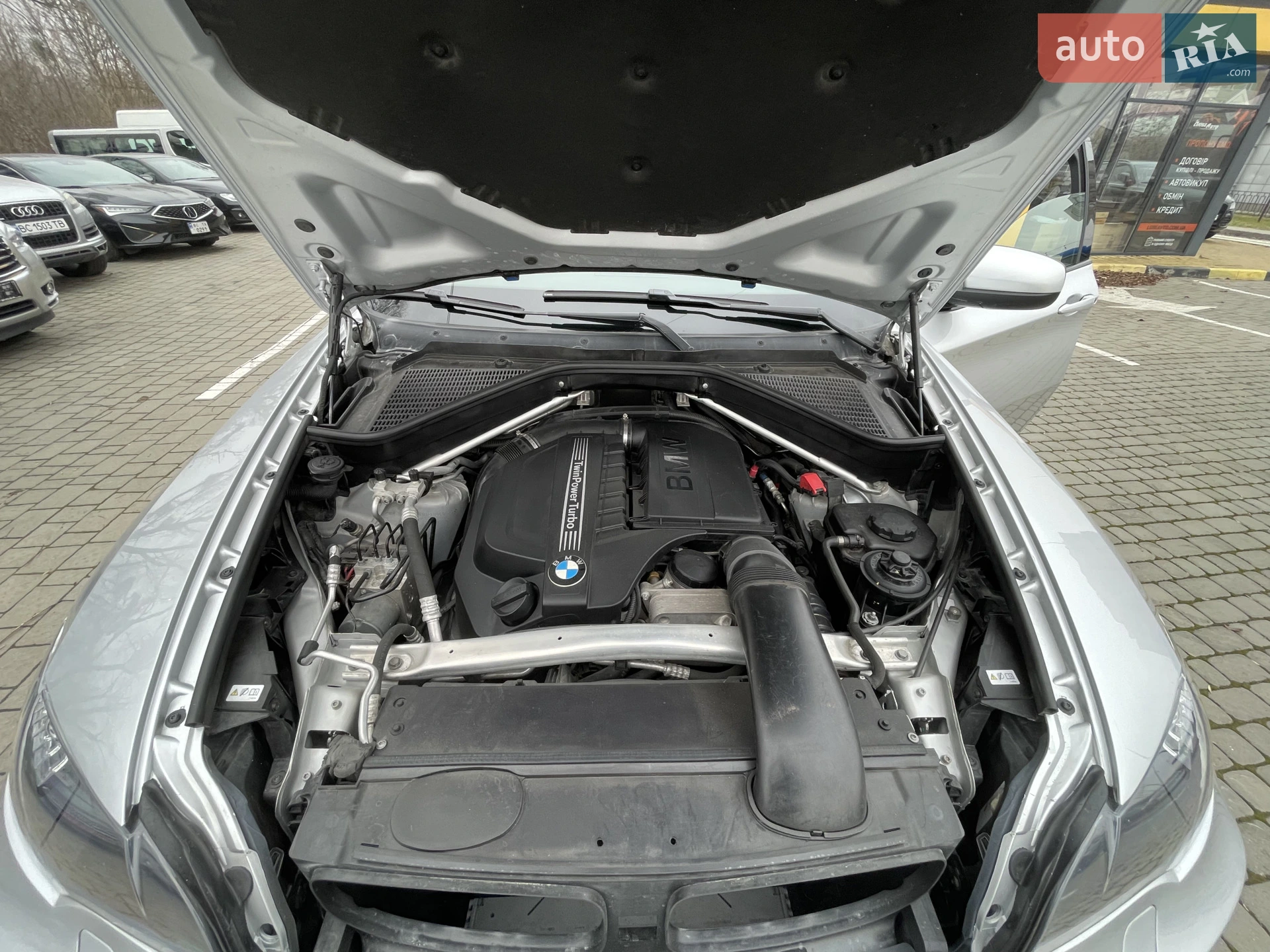2010 BMW X6 - мініатюра 14