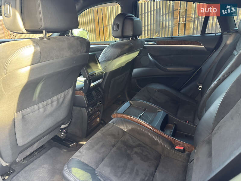 Внедорожник / Кроссовер BMW X6 2008 в Самборе