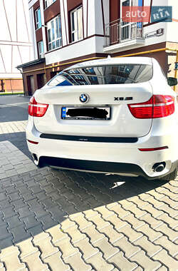 Внедорожник / Кроссовер BMW X6 2011 в Ивано-Франковске