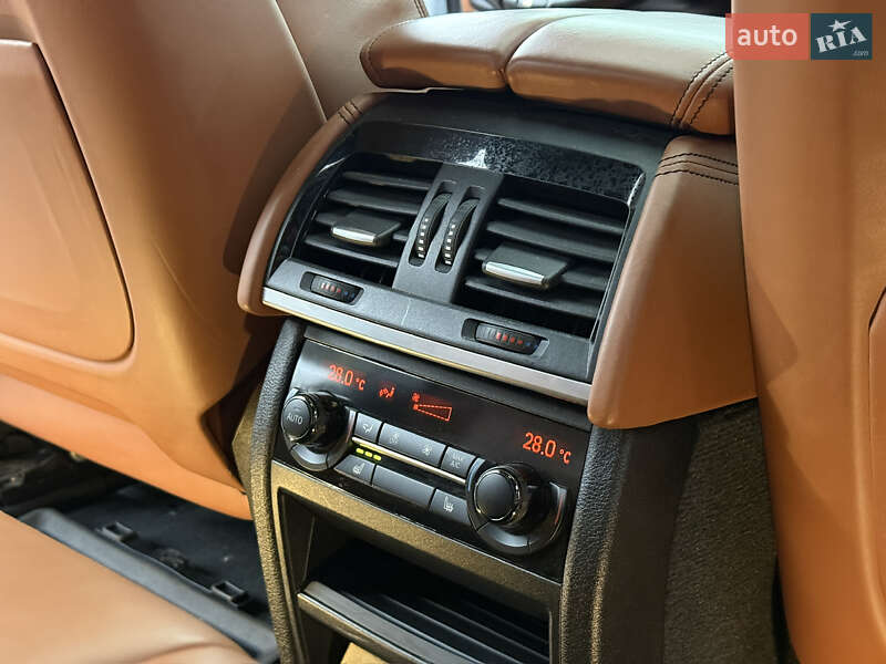 Позашляховик / Кросовер BMW X6 2015 в Харкові