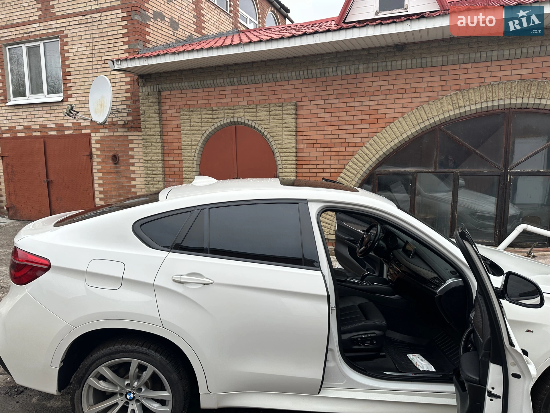2016 BMW X6 - мініатюра 15