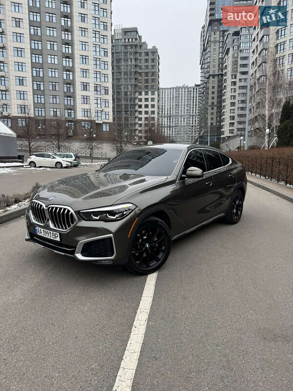 Внедорожник / Кроссовер BMW X6 2020 в 