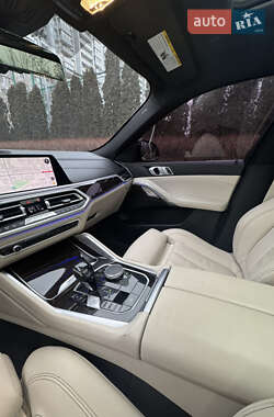 Внедорожник / Кроссовер BMW X6 2020 в 