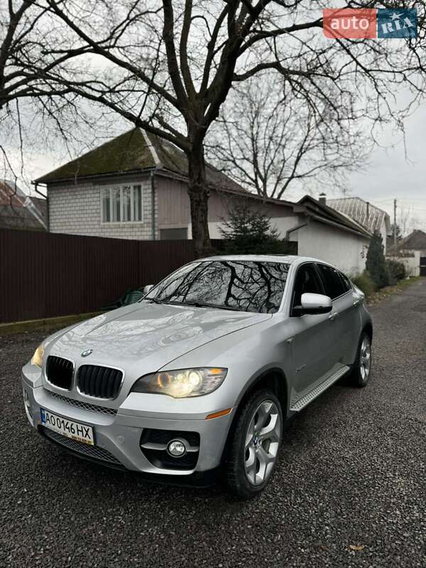 Внедорожник / Кроссовер BMW X6 2011 в Иршаве