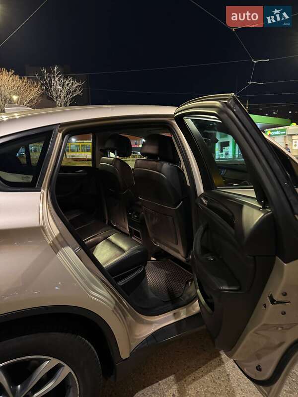 Внедорожник / Кроссовер BMW X6 2014 в Одессе