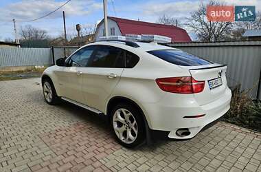 Внедорожник / Кроссовер BMW X6 2011 в 