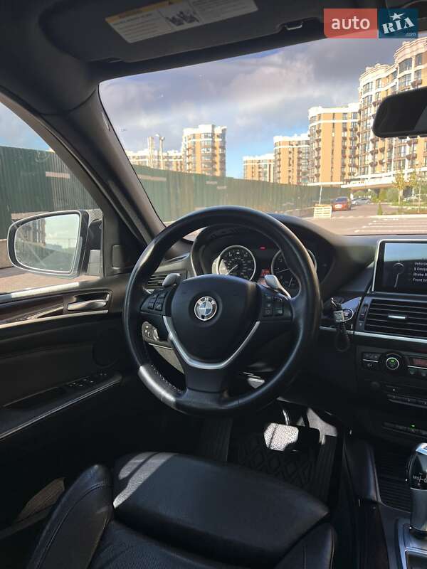 Позашляховик / Кросовер BMW X6 2011 в Києві