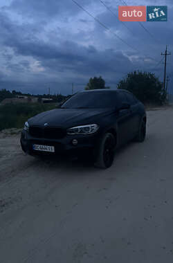 Внедорожник / Кроссовер BMW X6 2017 в 