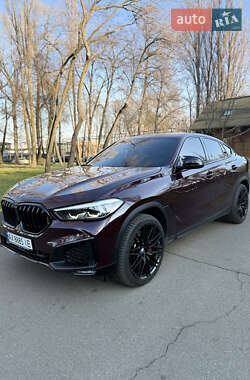 Внедорожник / Кроссовер BMW X6 2021 в 