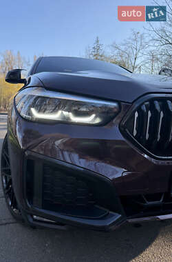 Внедорожник / Кроссовер BMW X6 2021 в 